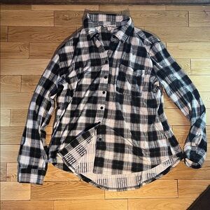 Women's Black and White Plaid Button Down Shirt